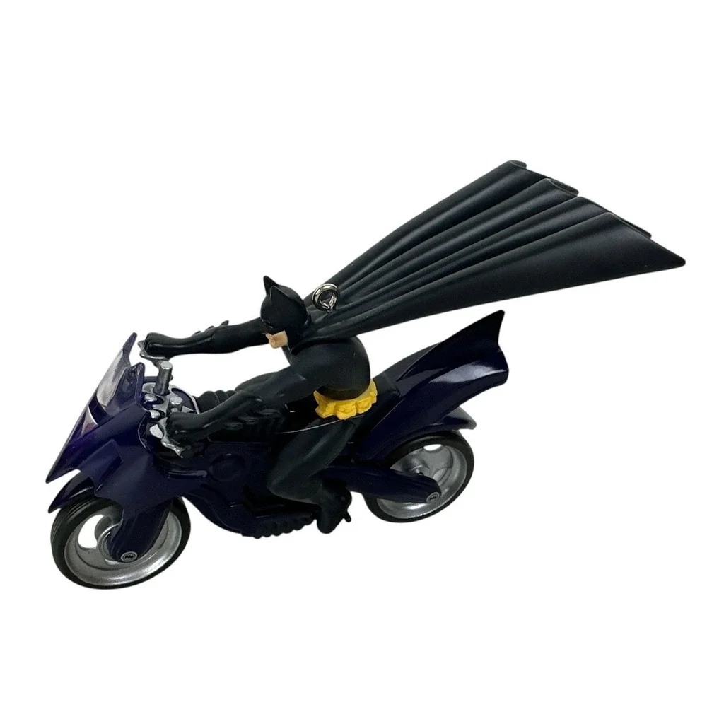 Hallmark Keepsake 2005 Batman The Batcycle Ornament Robert Chad DC QXI6252